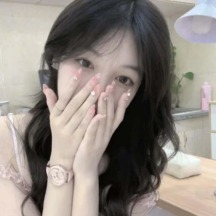 成日受伤的男人粤语